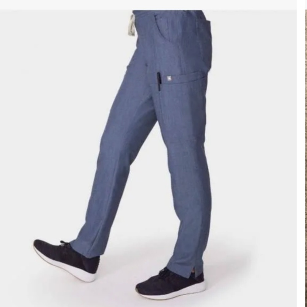 Figs yola medium tall scrub pants